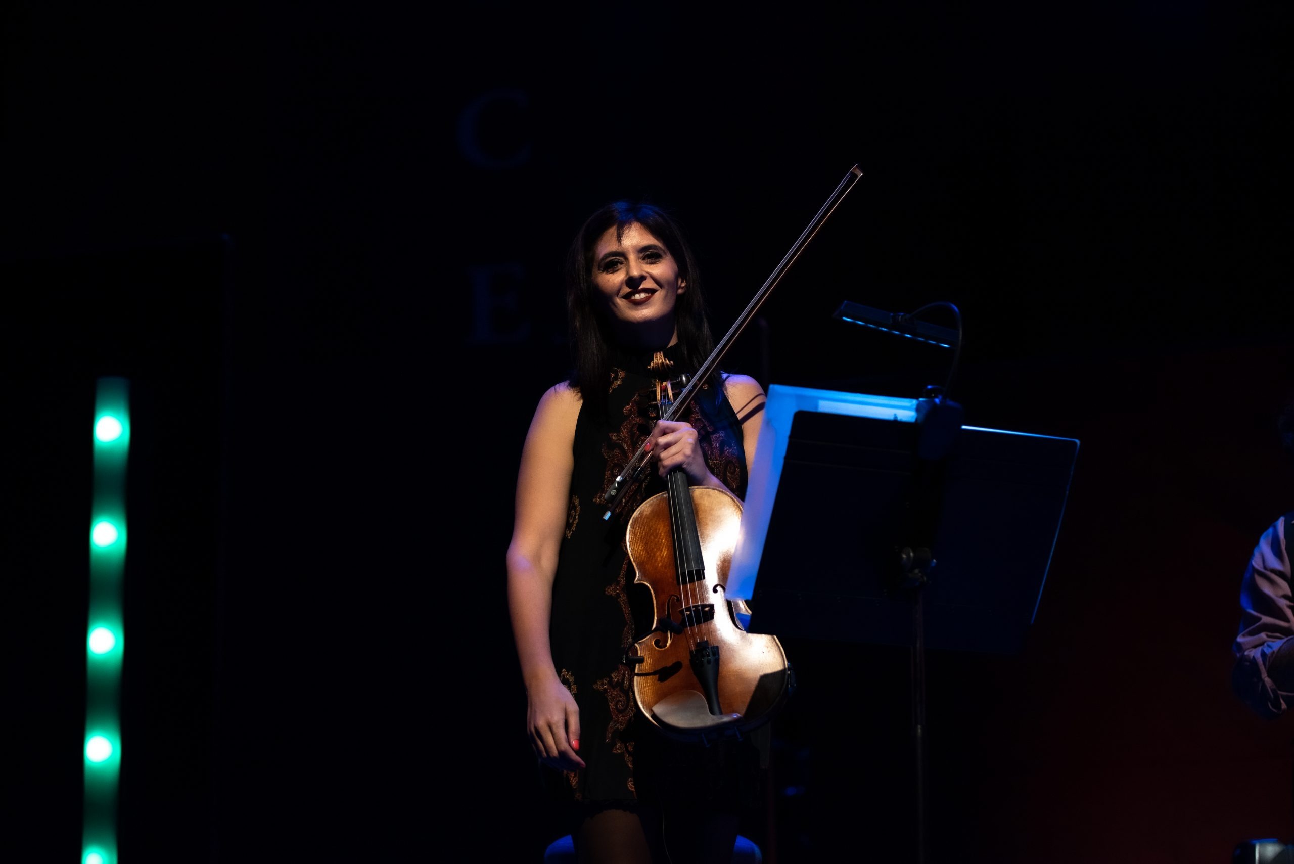 viola-tango-madrid-silvina-alvarez Silvina Alvarez, viola en La Maquina del Tango
