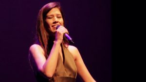 Templanza, presentación en el Teatro Mira